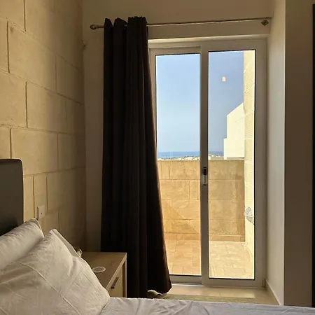 Gozo Penthouse With Sea View Apartamento *